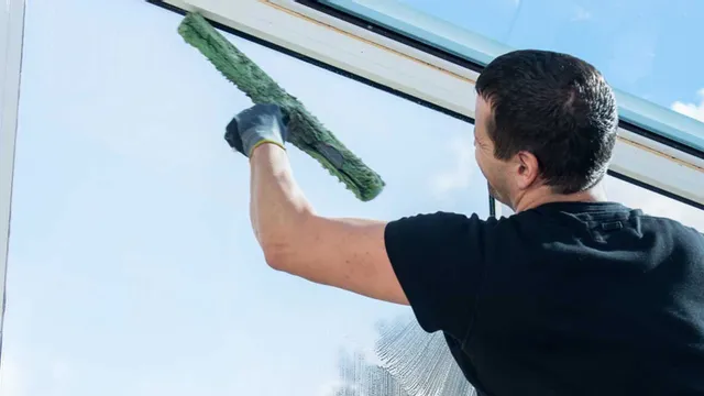 Почистване на стъкла и дограма